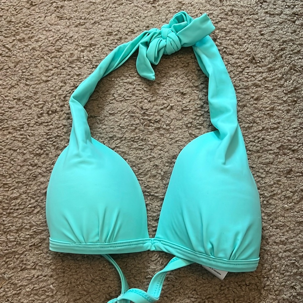 Cute aqua blue bikini top!!